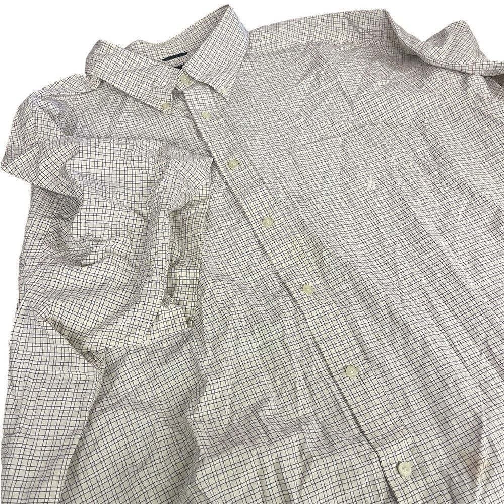 Nautica 4X sanded poplin Men's Checkered Shirt like new